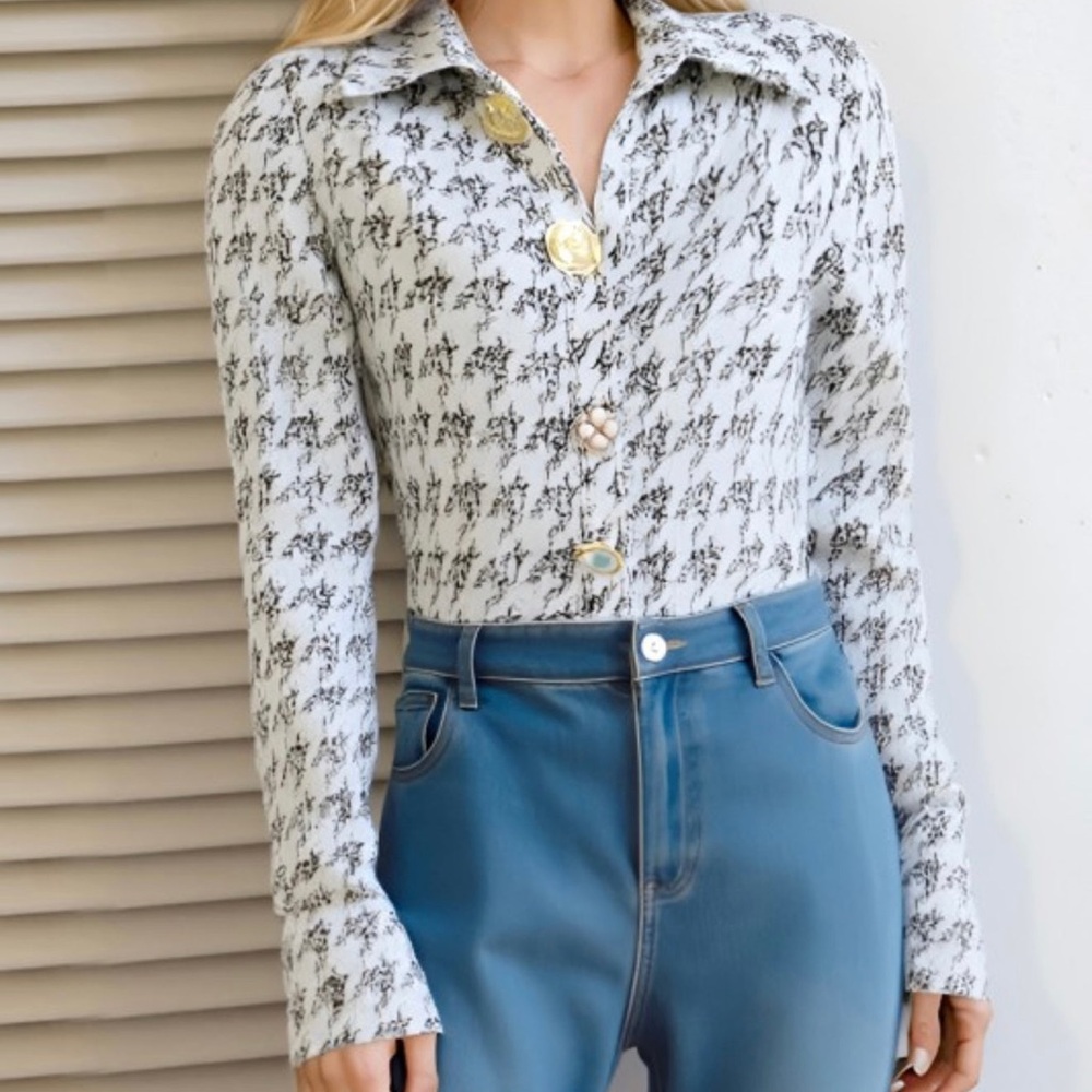 Mixed Mood Houndstooth Top